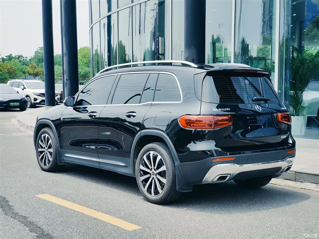Mercedes-Benz GLB, 2024 4