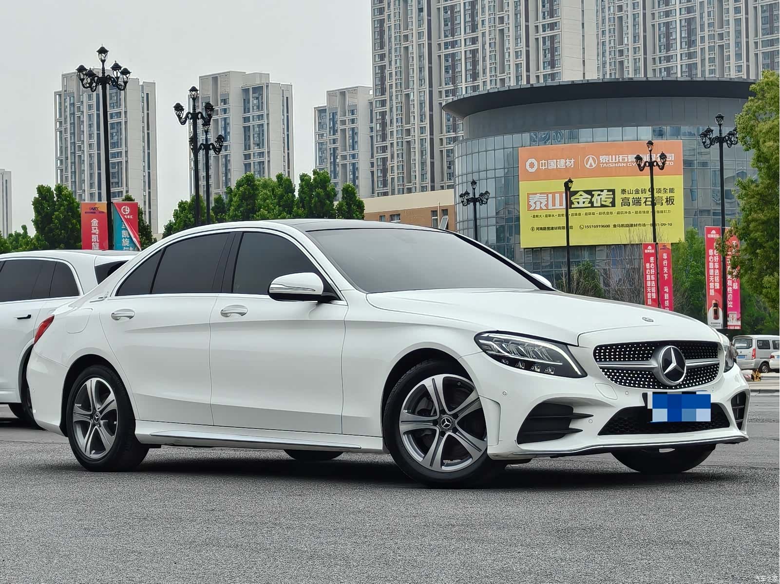 Mercedes-Benz C-Class, 2019 3
