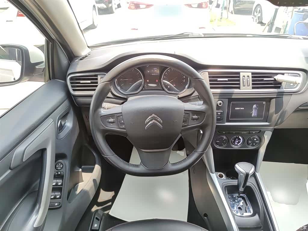 Citroen C3-XR, 2016 11