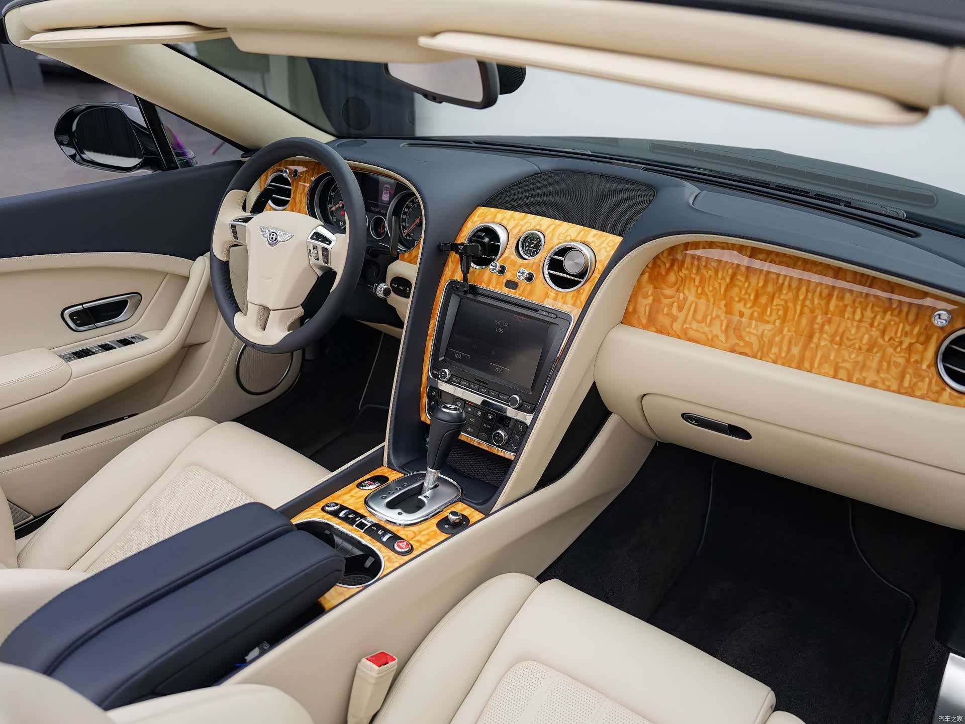 Bentley Continental GT, 2013 16