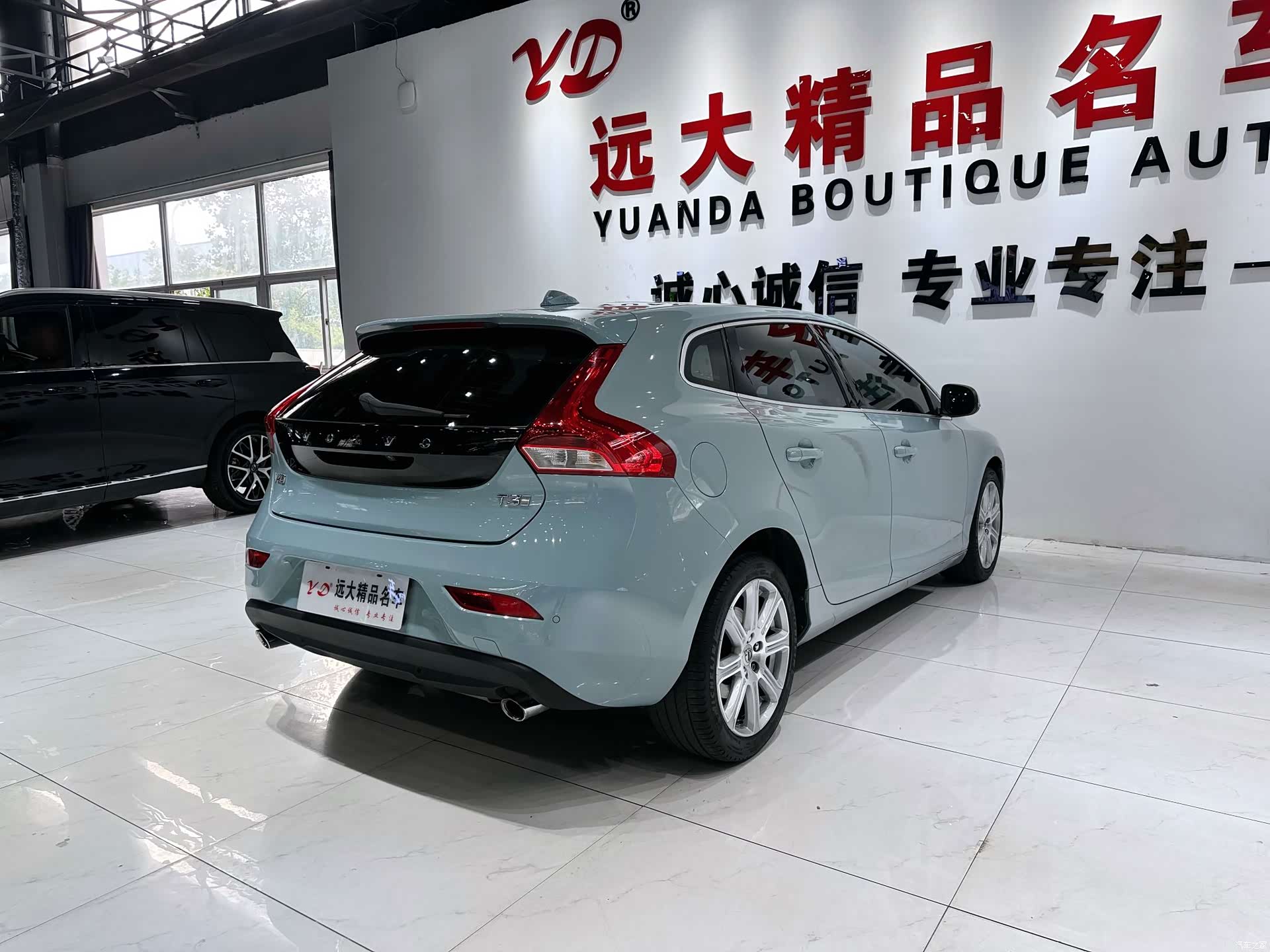 Volvo V40, 2018 15