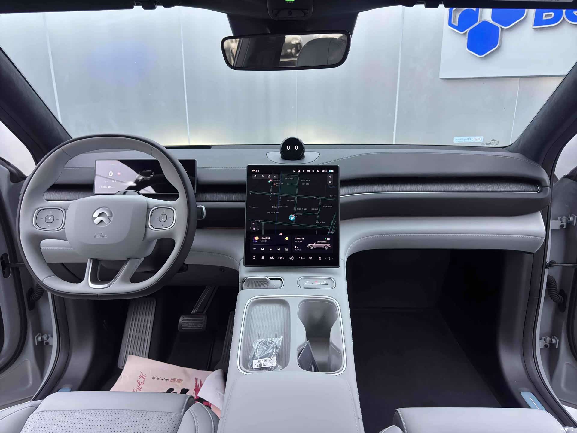 NIO ES6, 2024 21
