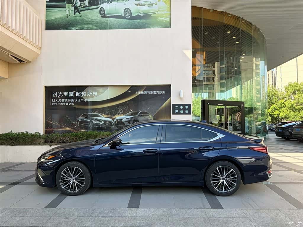 Lexus ES, 2024 2