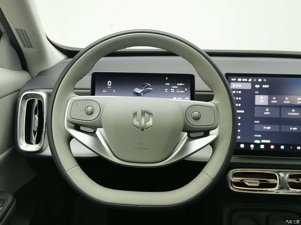 Leapmotor B10, 2025 11