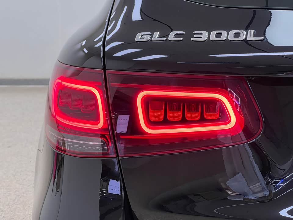 Mercedes-Benz GLC Mercedes-Benz GLC