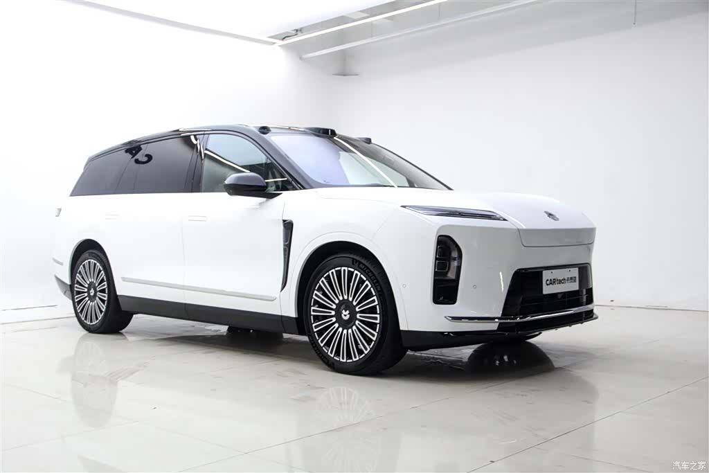 NIO ES8, 2025 3