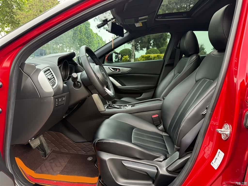 Mazda CX-4, 2019 18
