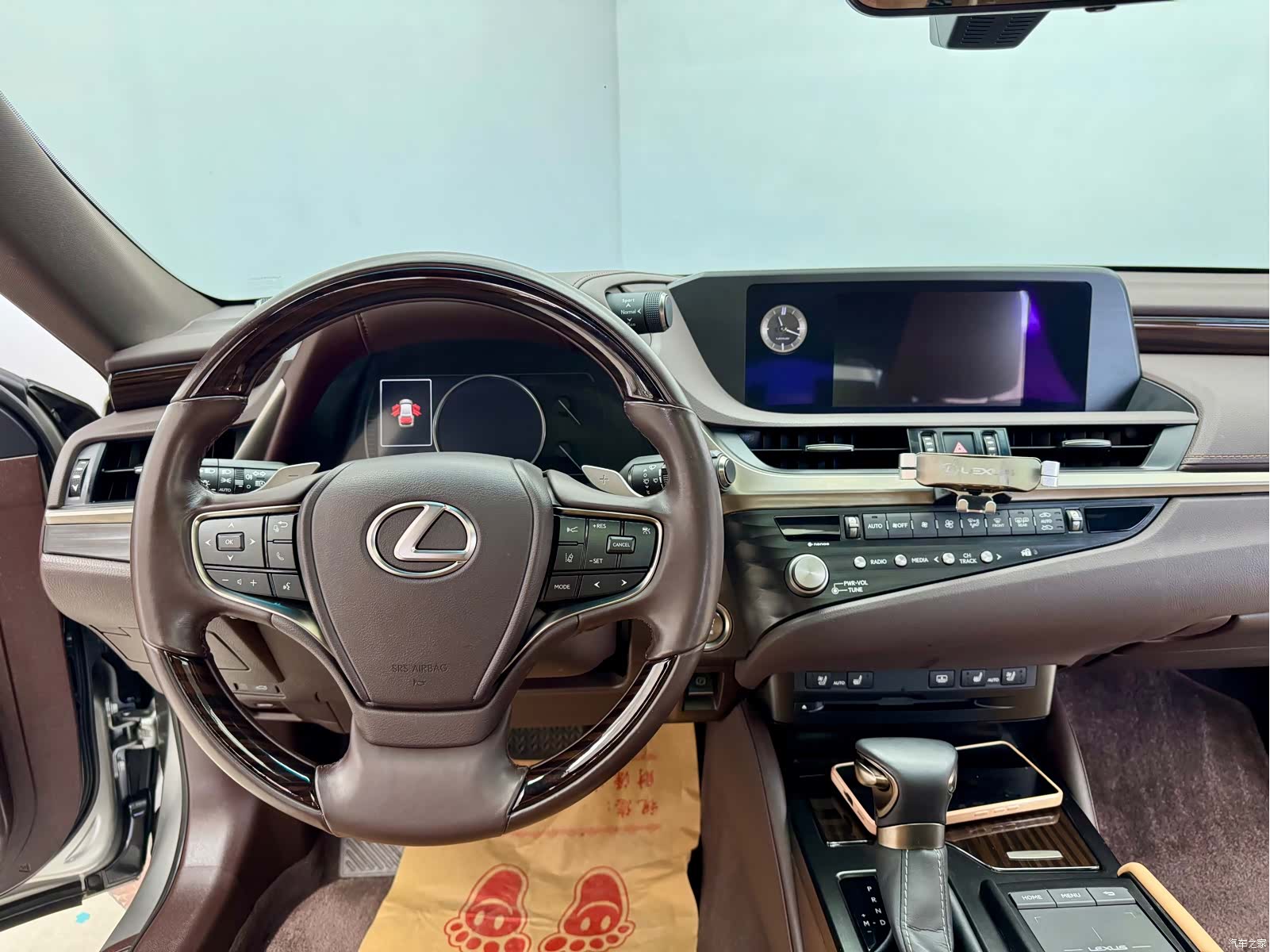 Lexus ES, 2021 18