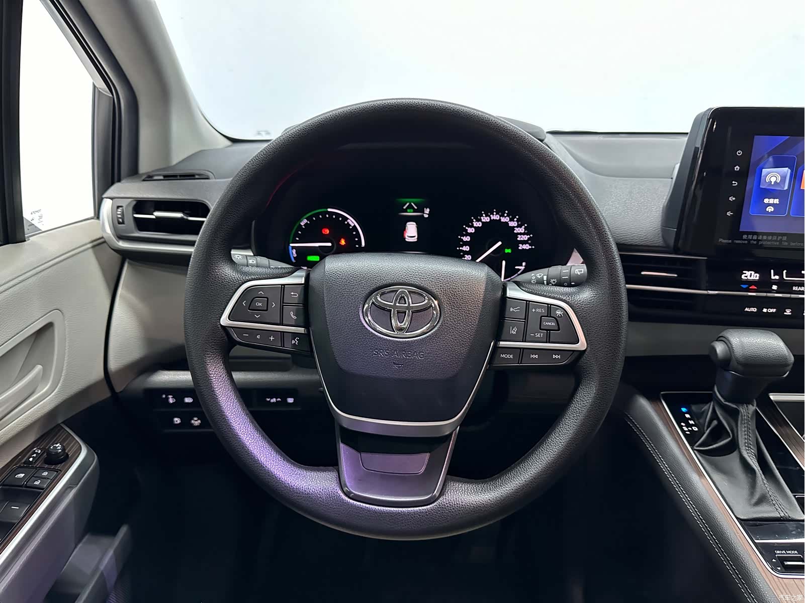 Toyota Sienna, 2023 14