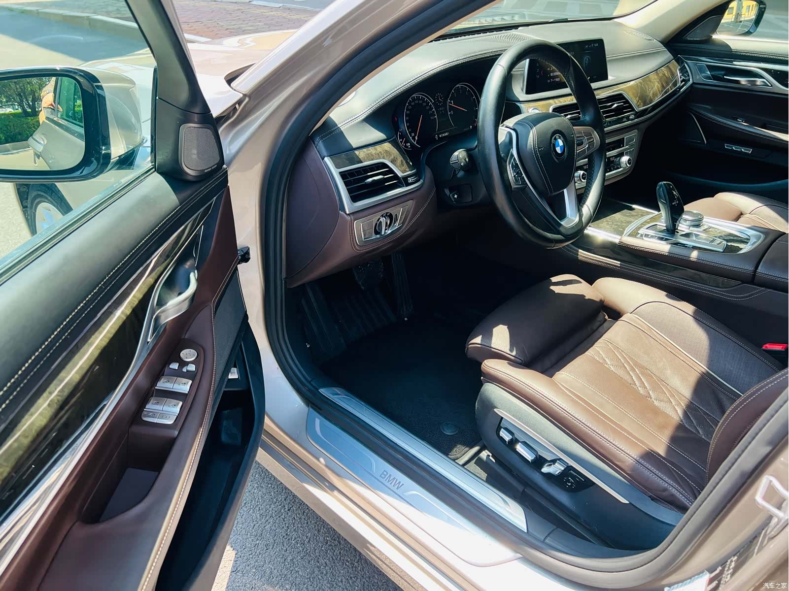 BMW 7 Series, 2017 все фото