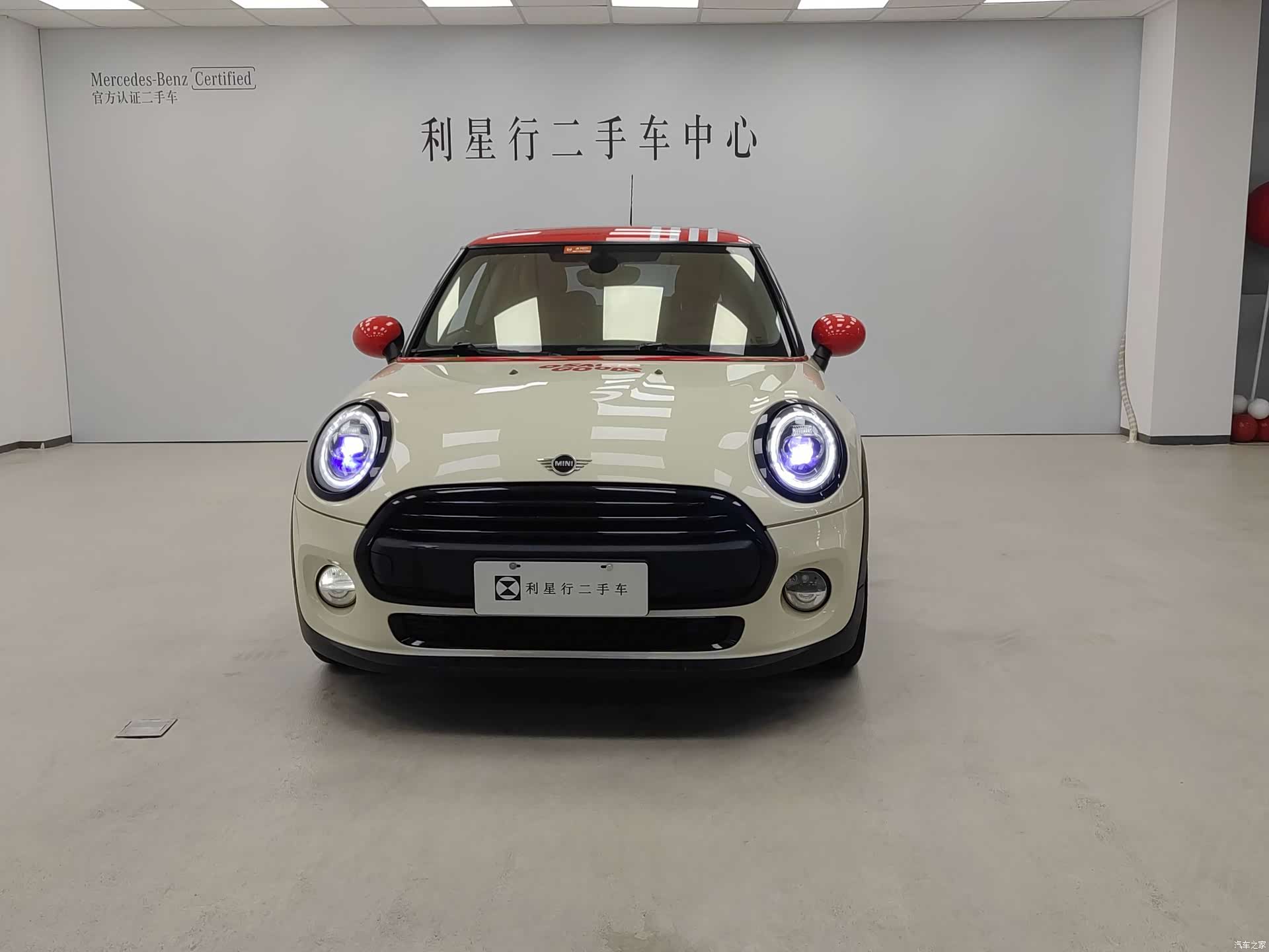 Mini ONE, 2019 6