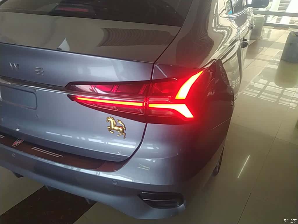 Roewe i5, 2022 8