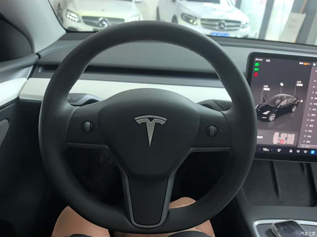 Tesla Model Y, 2023 11