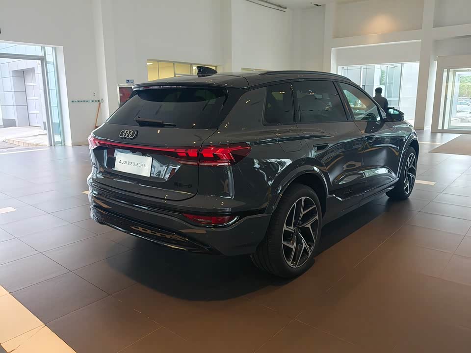 Audi Q6L