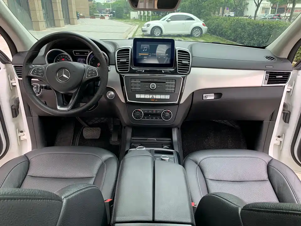 Mercedes-Benz GLE coupe