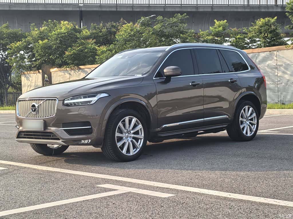 Volvo XC90, 2016 1