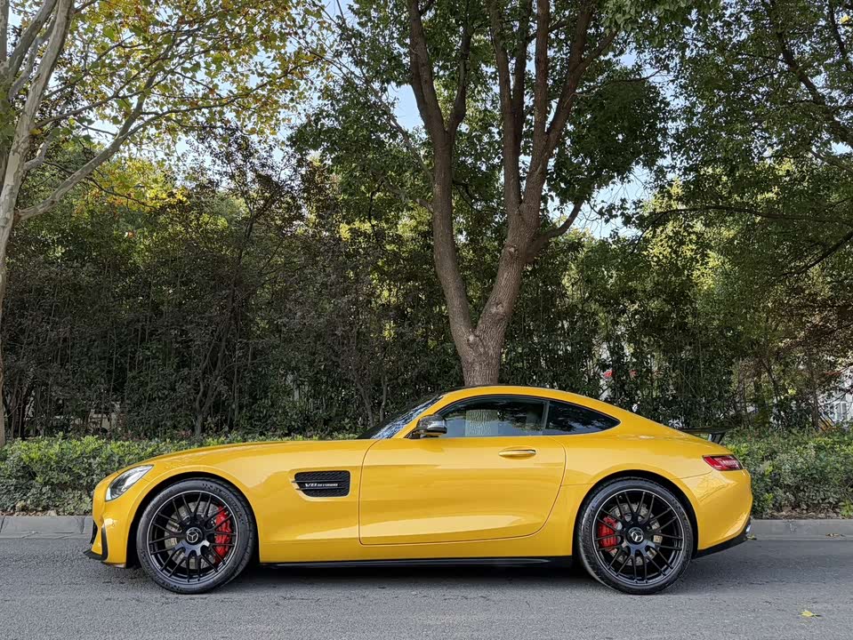 Mercedes-Benz AMG GT