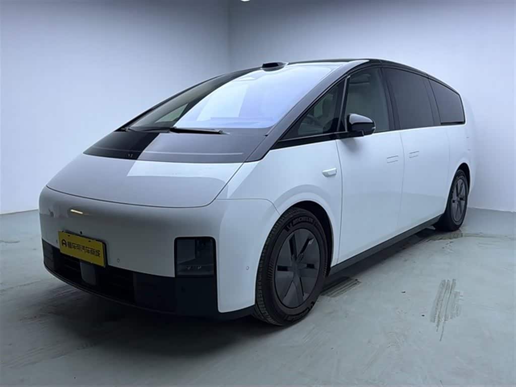 Li Auto MEGA