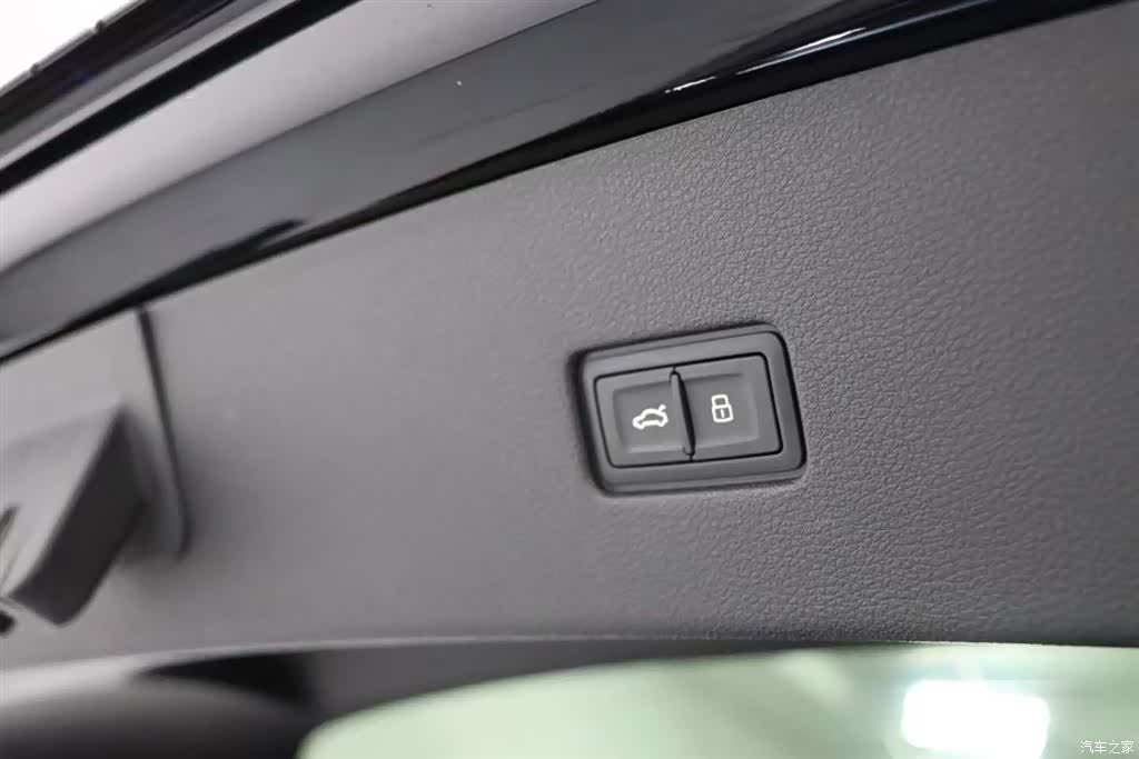 Audi Q8, 2021 14