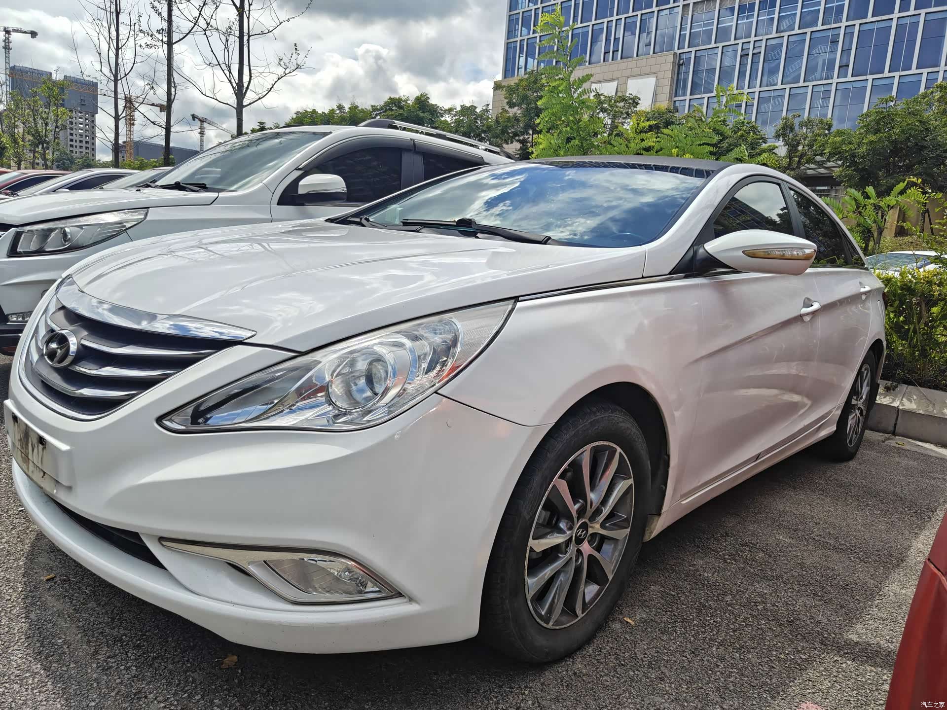 Hyundai Sonata, 2014 1