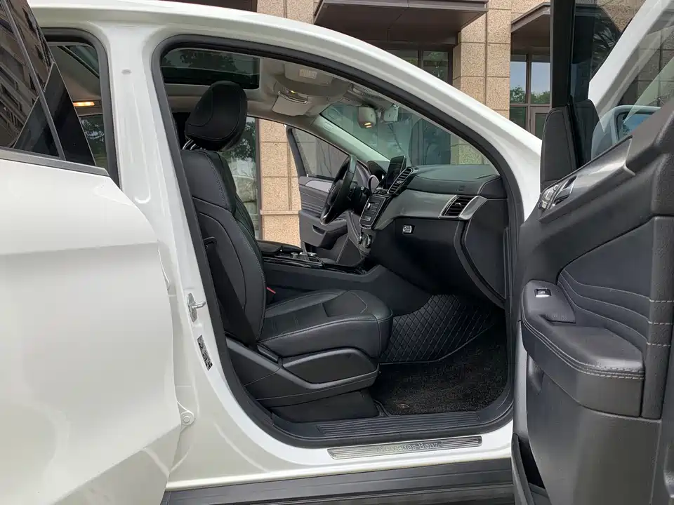 Mercedes-Benz GLE coupe