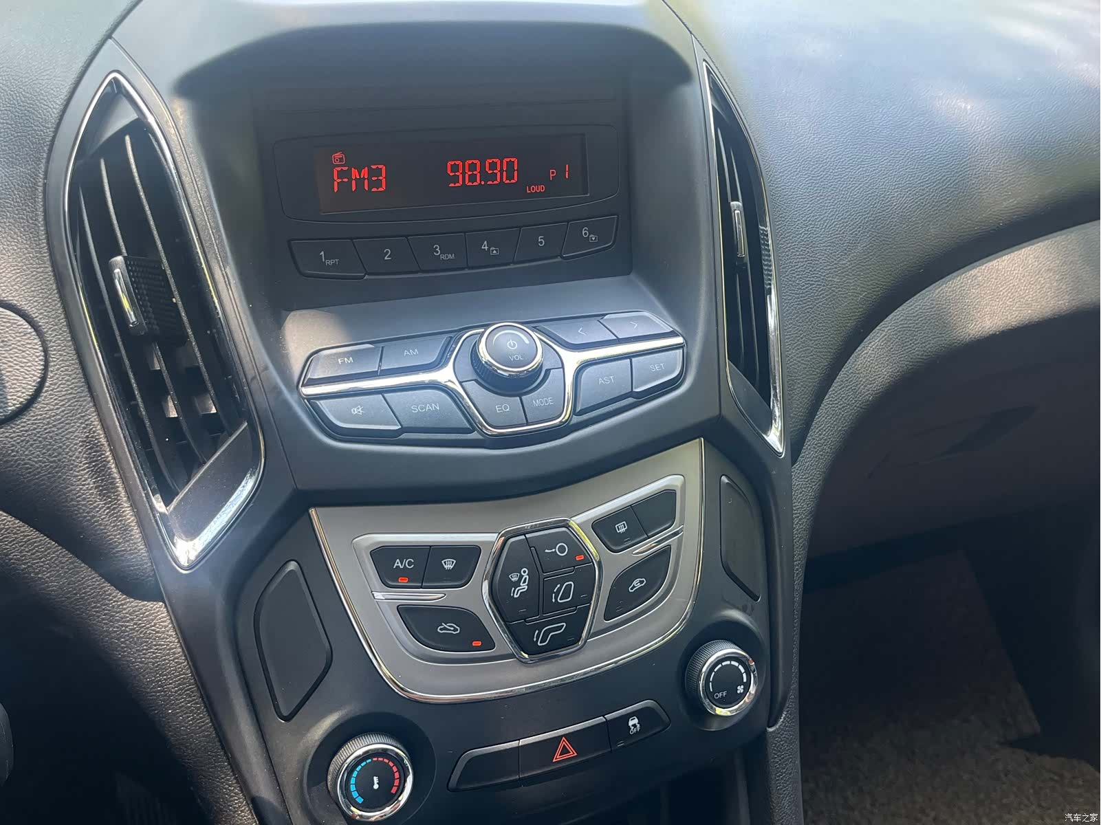 Chery 5, 2016 14