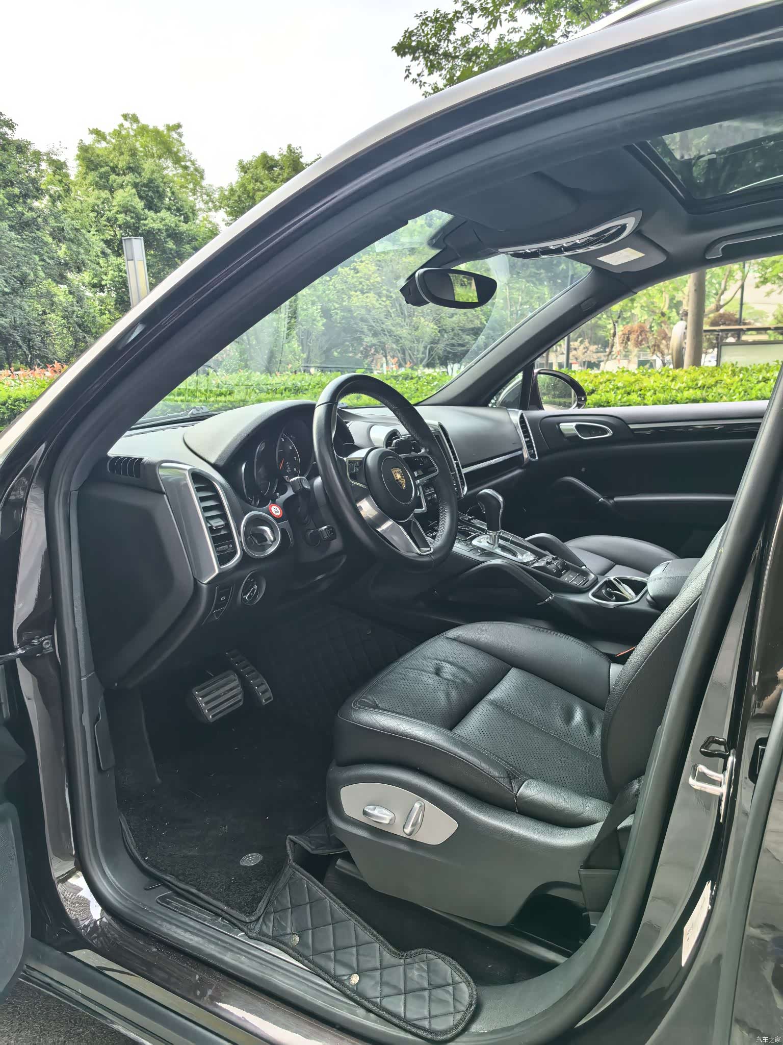 Porsche Cayenne, 2016 все фото