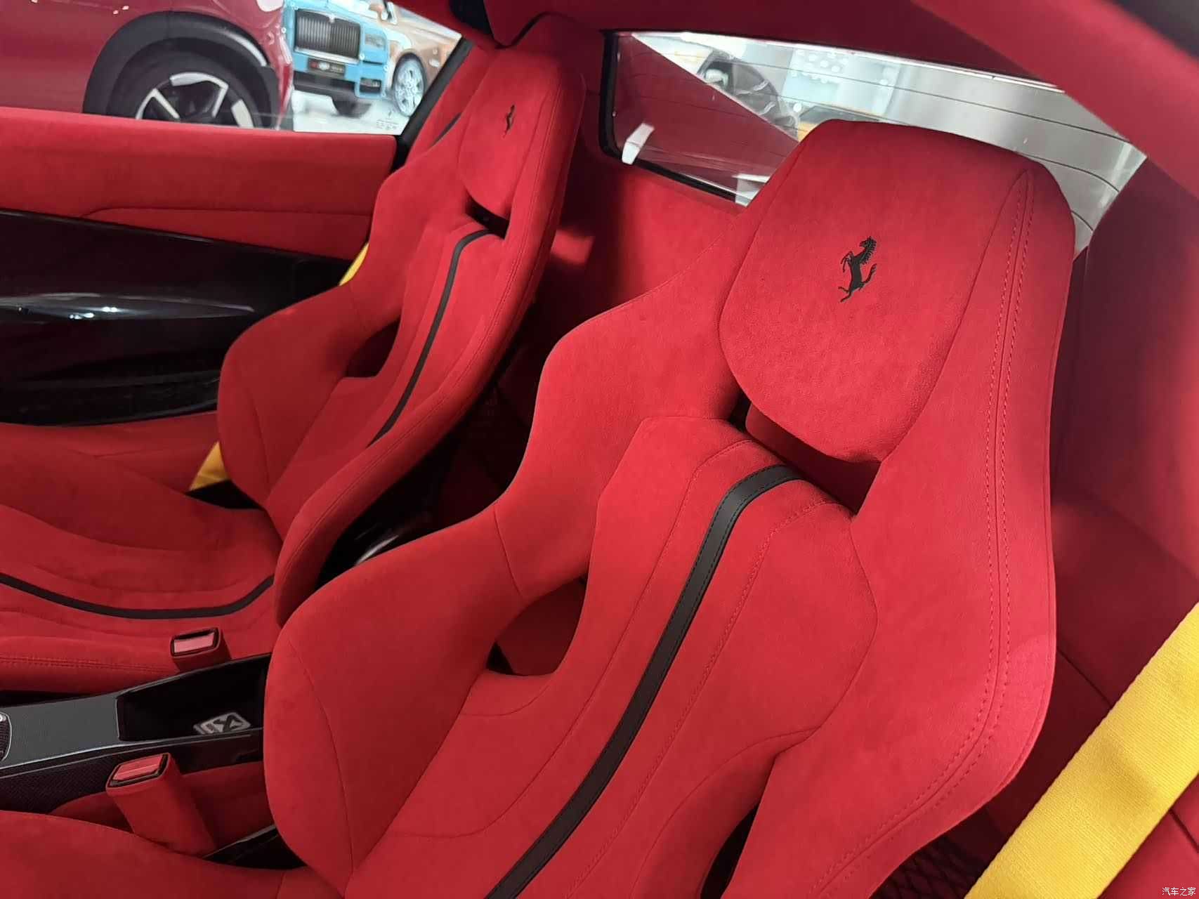 Ferrari 488, 2019 8
