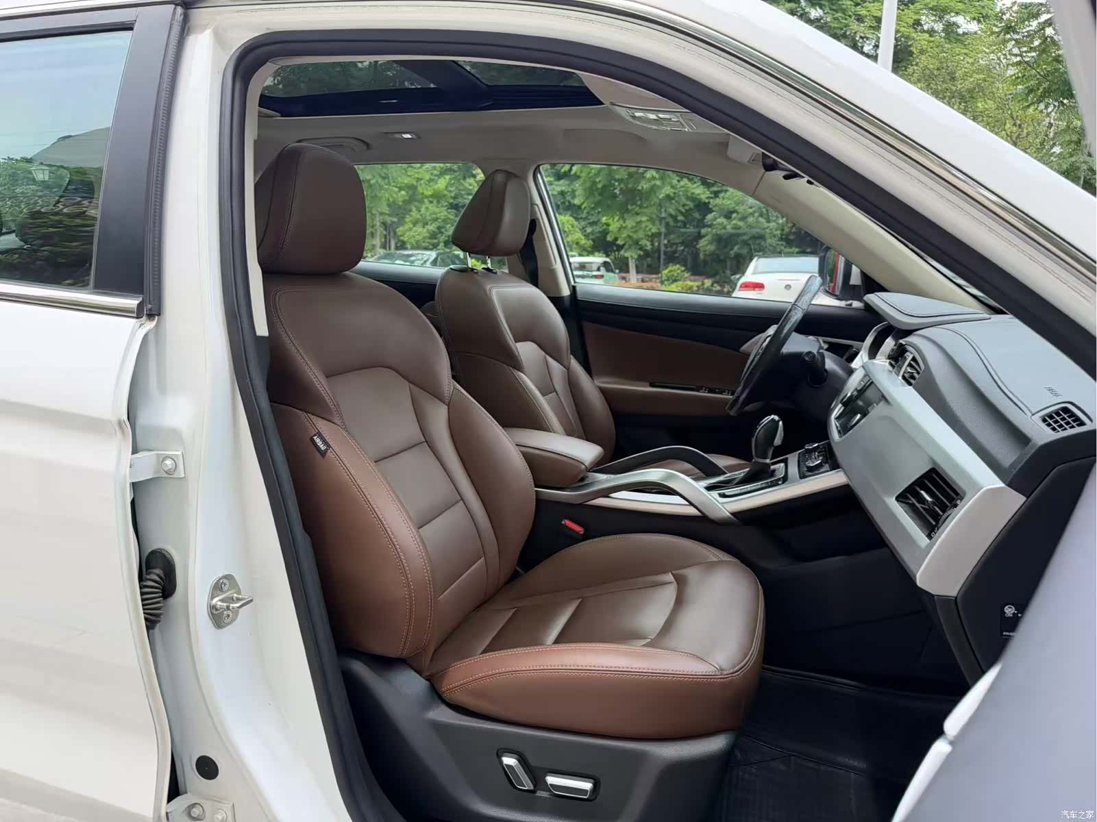 Geely Boyue, 2017 12