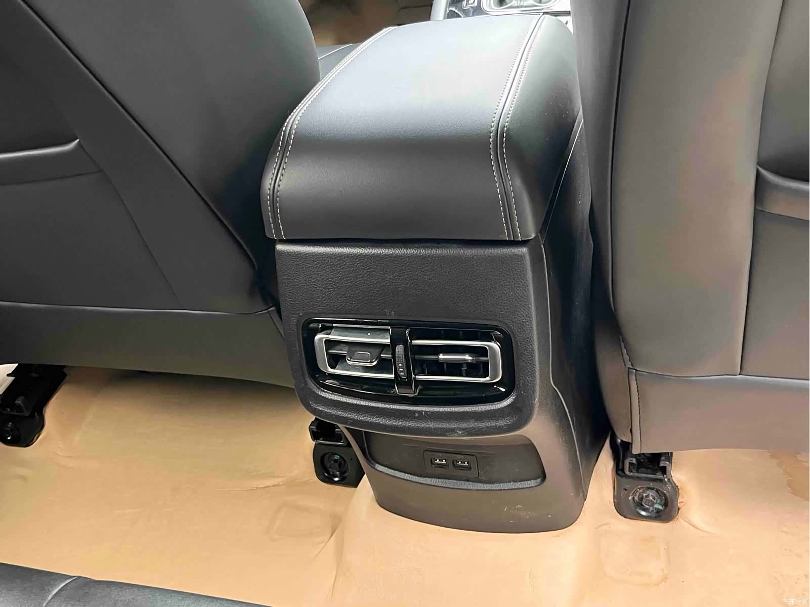 Jetour X70, 2019 16