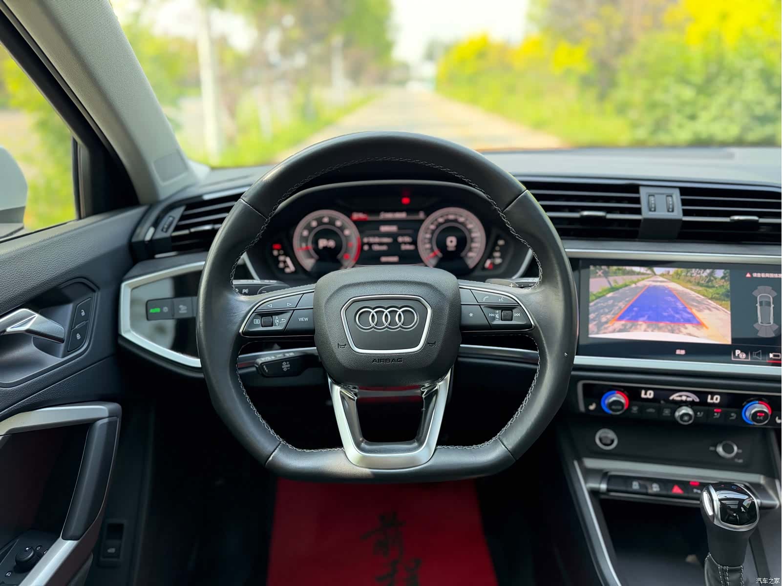 Audi Q3, 2022 13