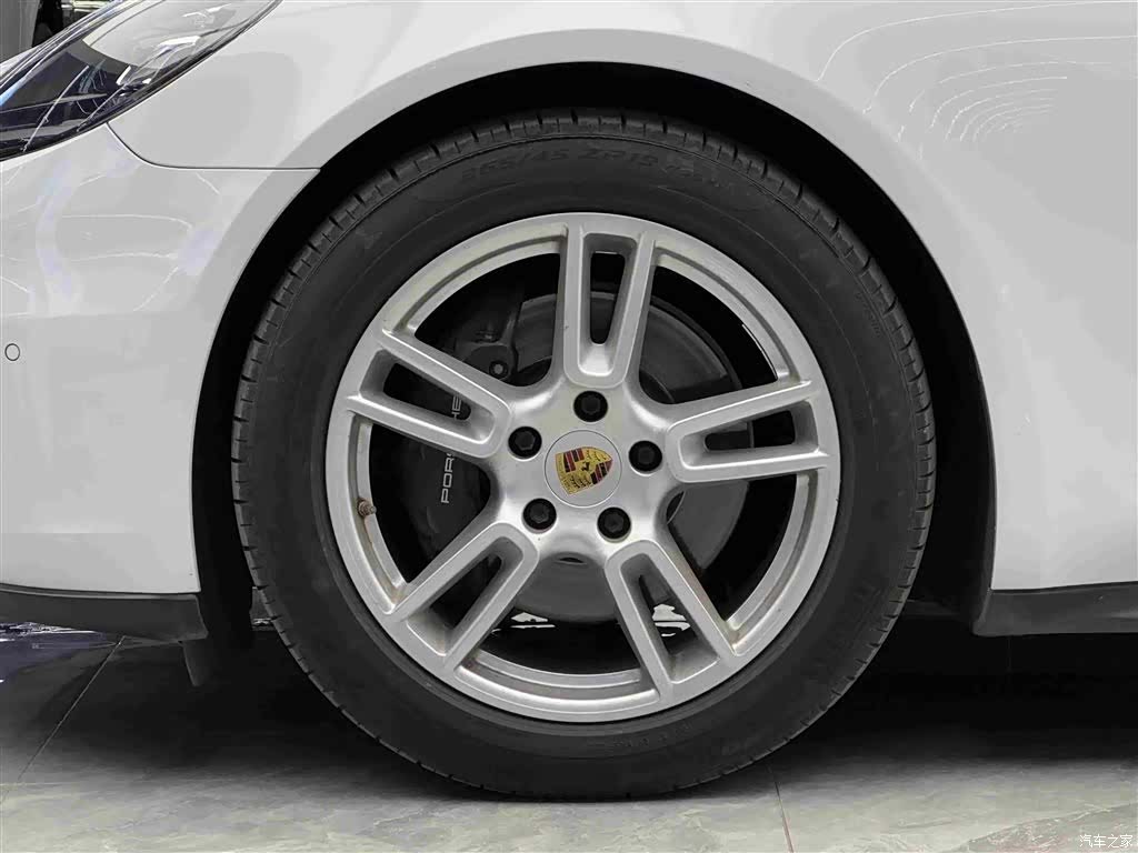 Porsche Panamera, 2018 4