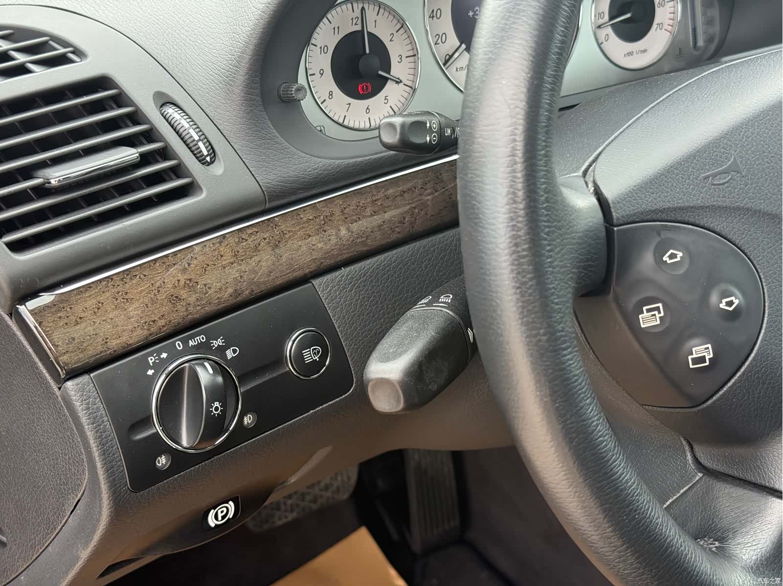 Mercedes-Benz E-Class, 2007 29