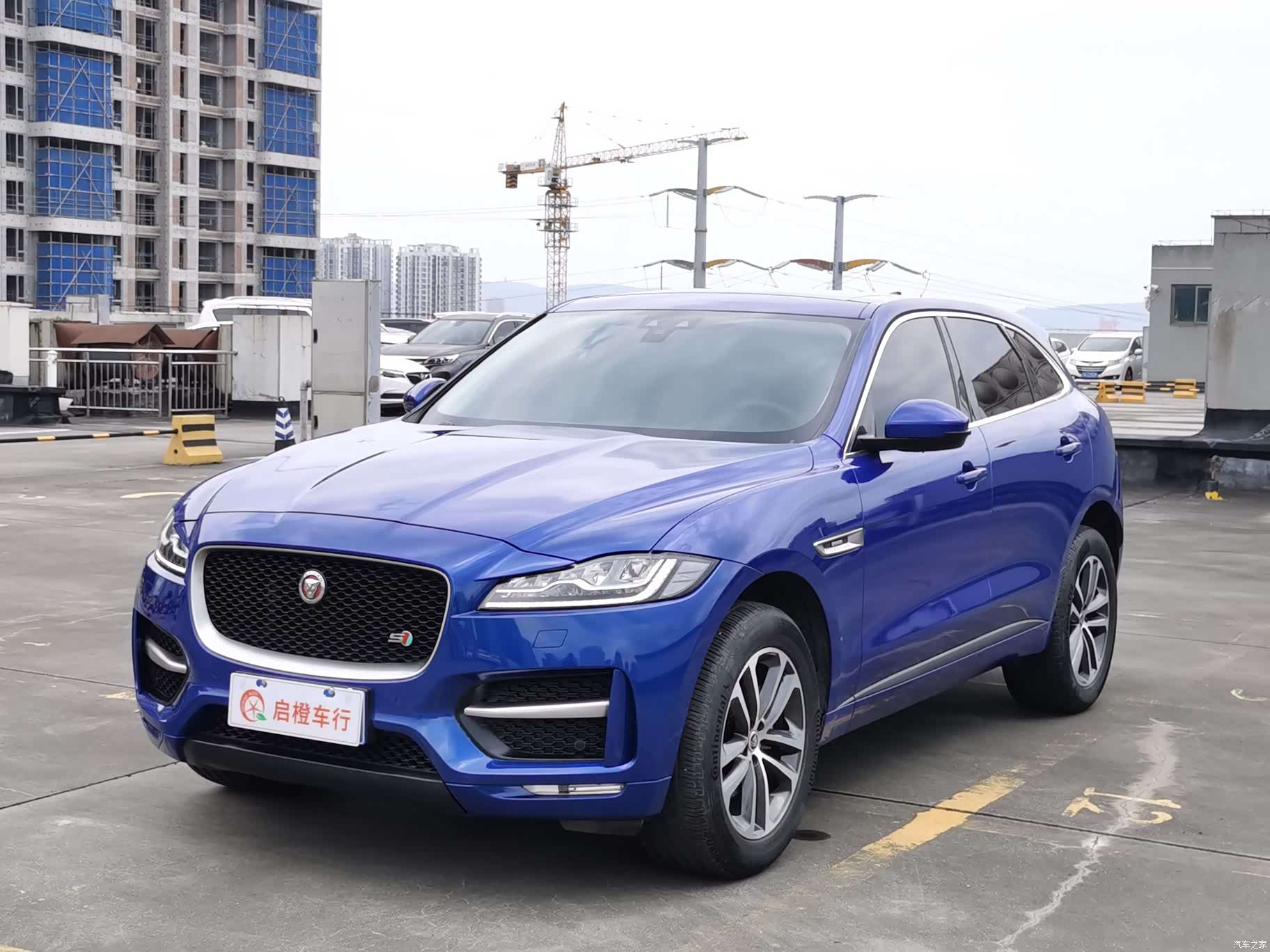 Jaguar F-PACE, 2017 1
