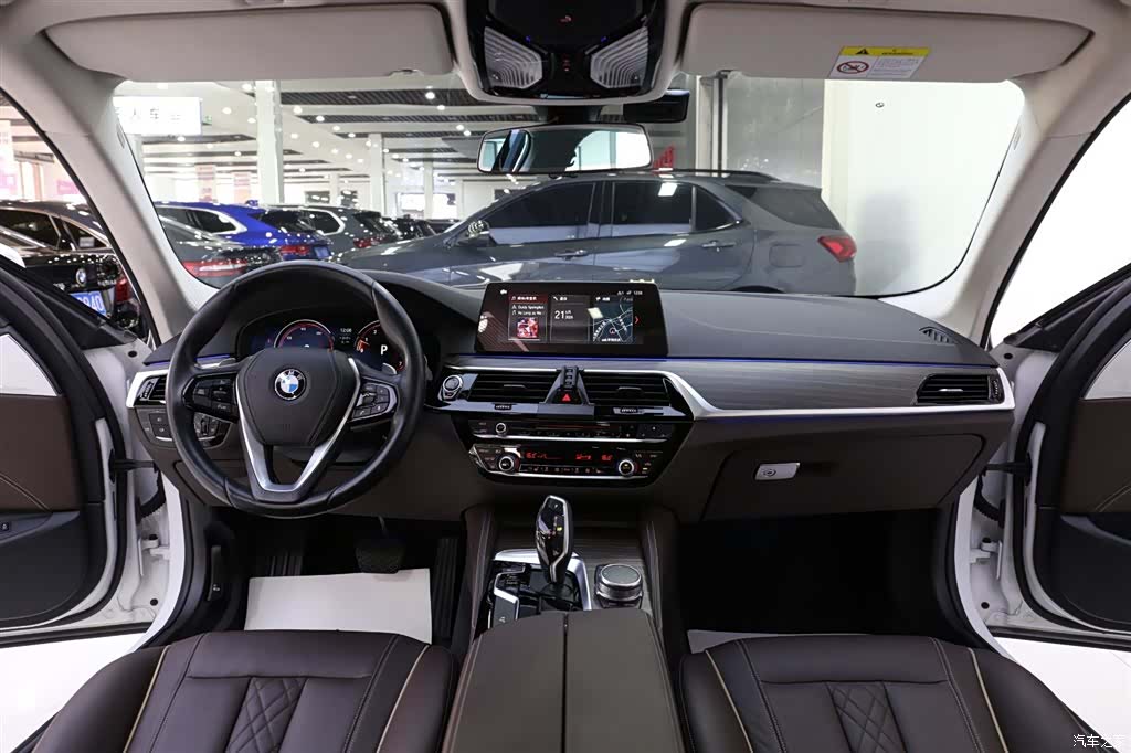 BMW 5 Series, 2018 10