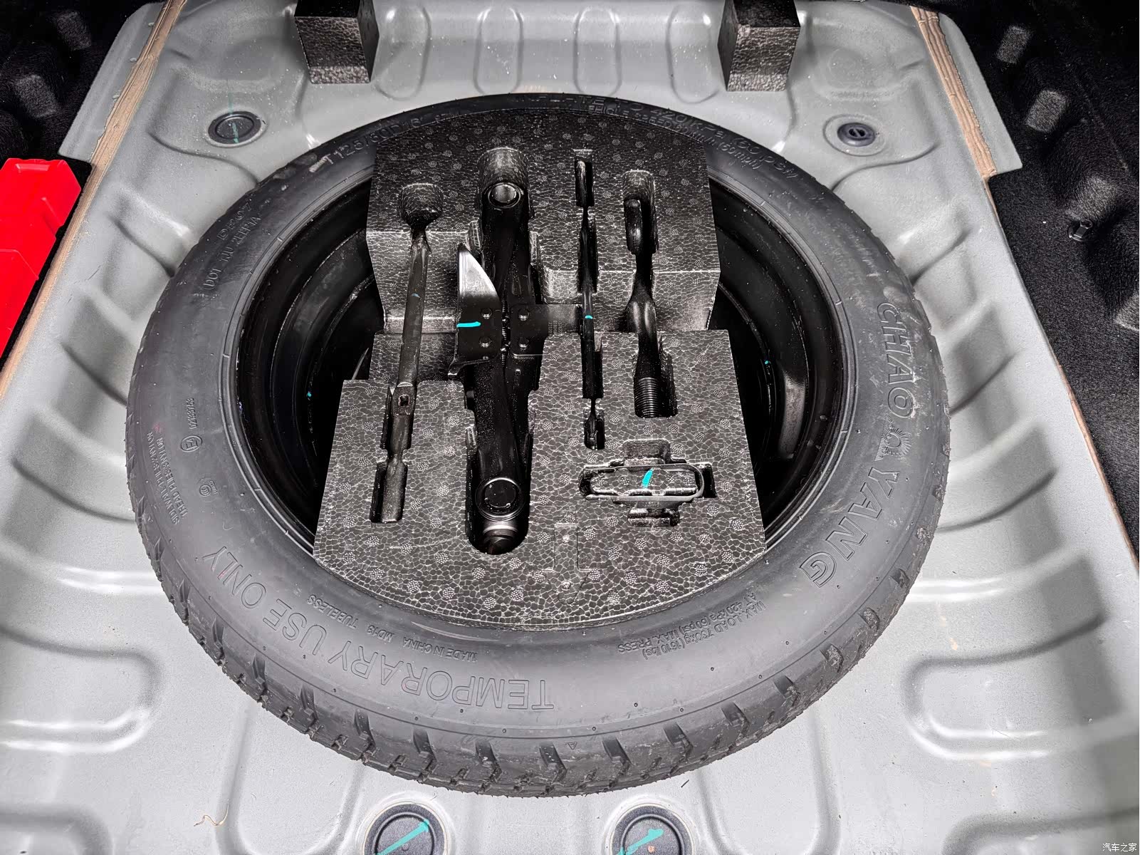 Geely Preface, 2024 18