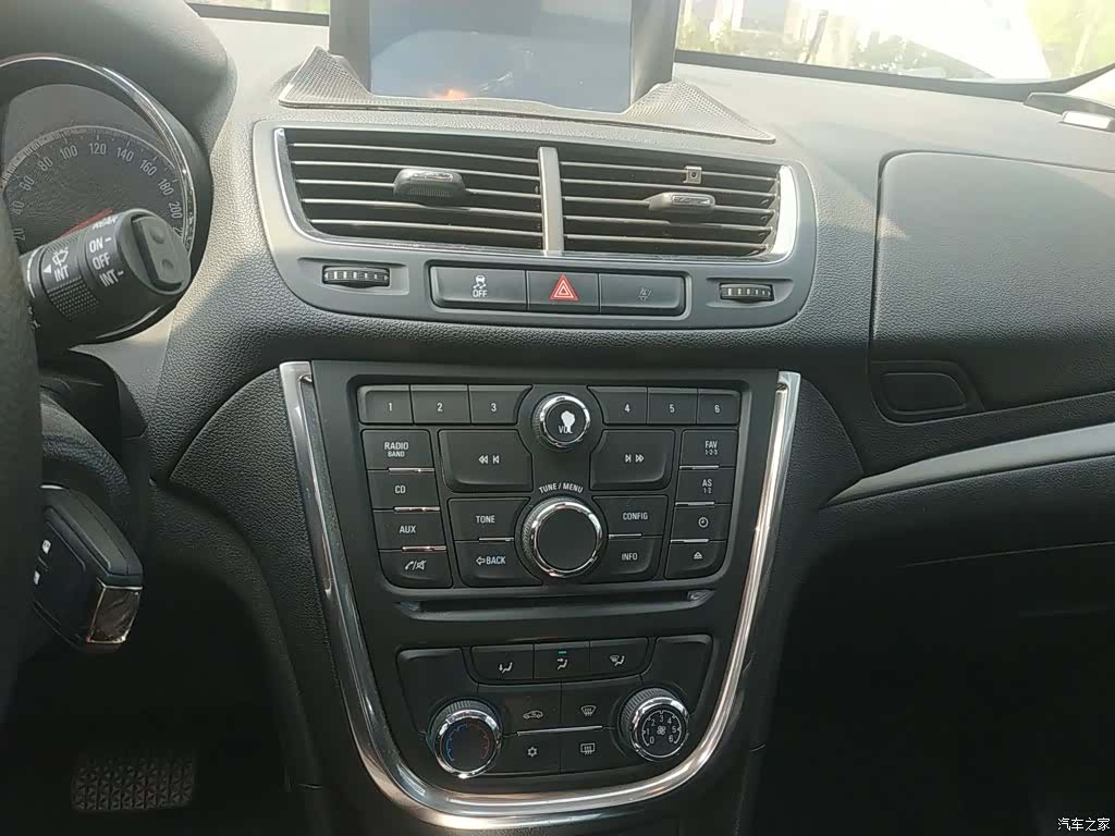 Buick Encore, 2016 13