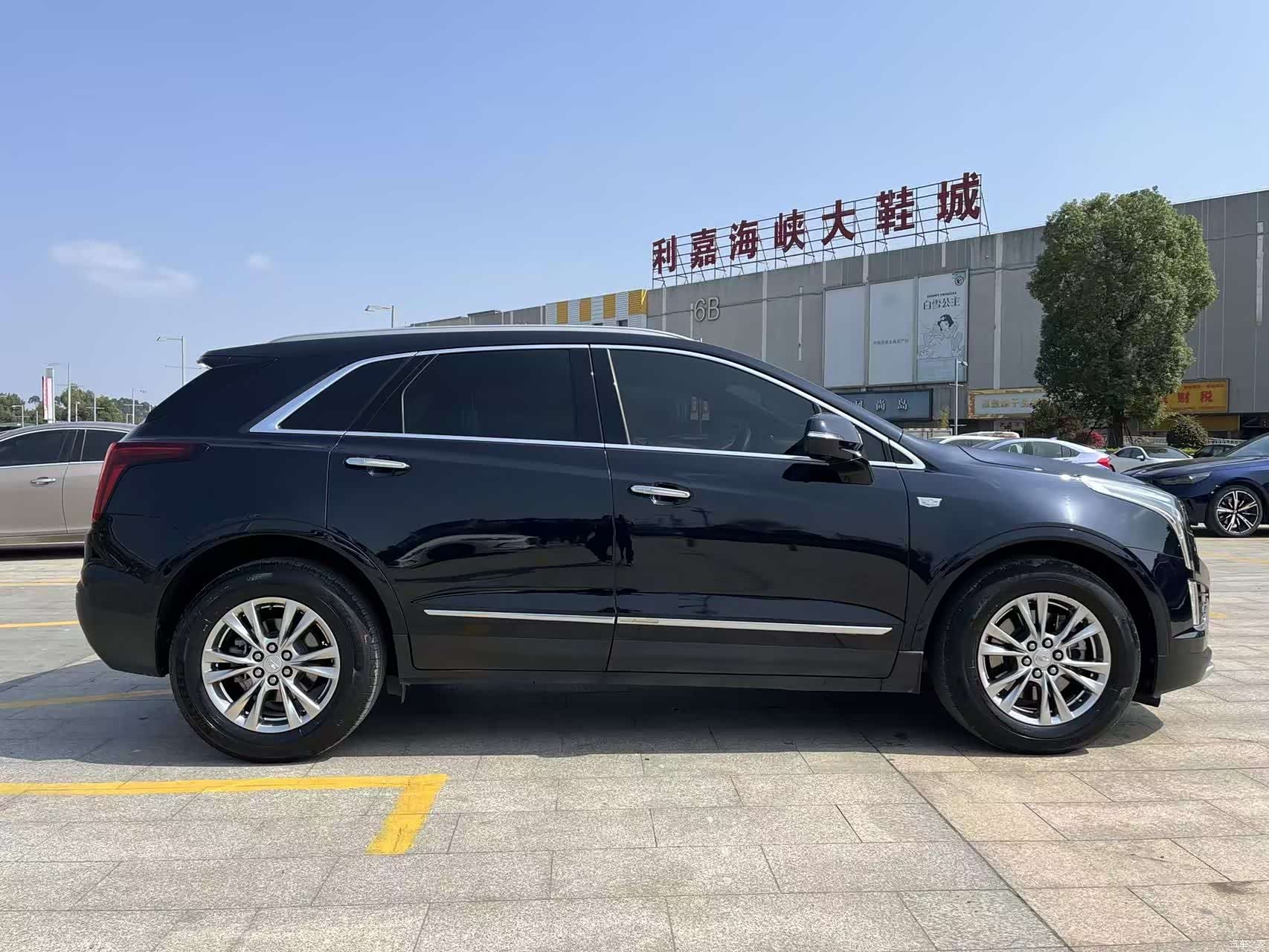 Cadillac XT5, 2020 8