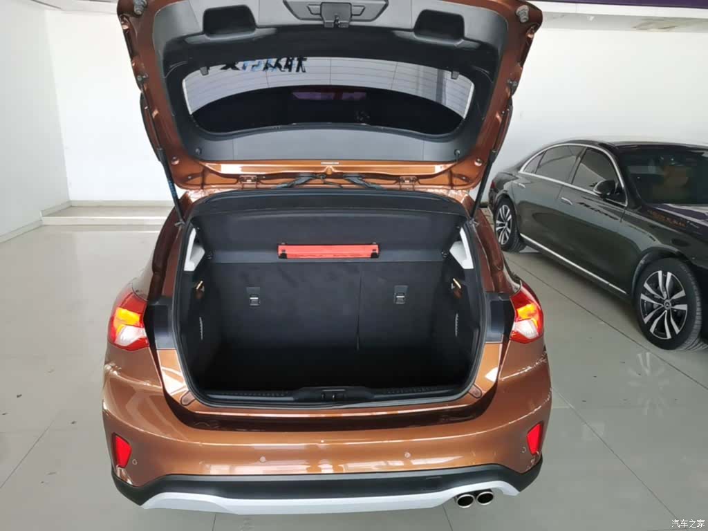 Ford Focus, 2020 19