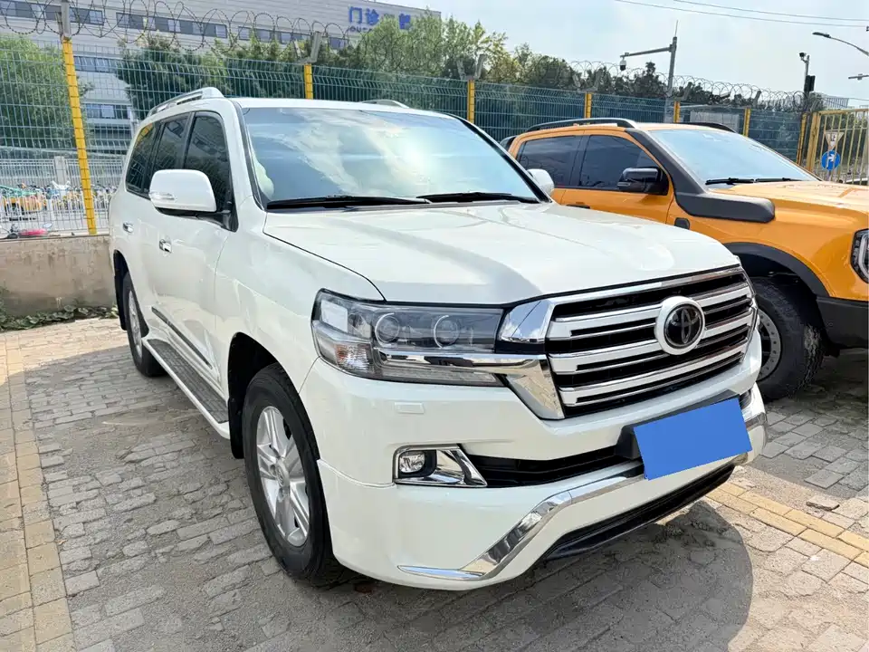 Toyota Land Cruiser Toyota Land Cruiser