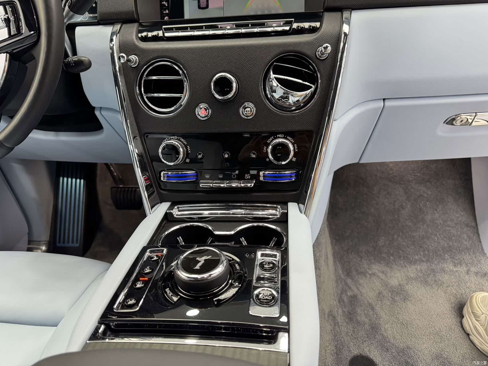 Rolls-Royce Cullinan, 2021 18