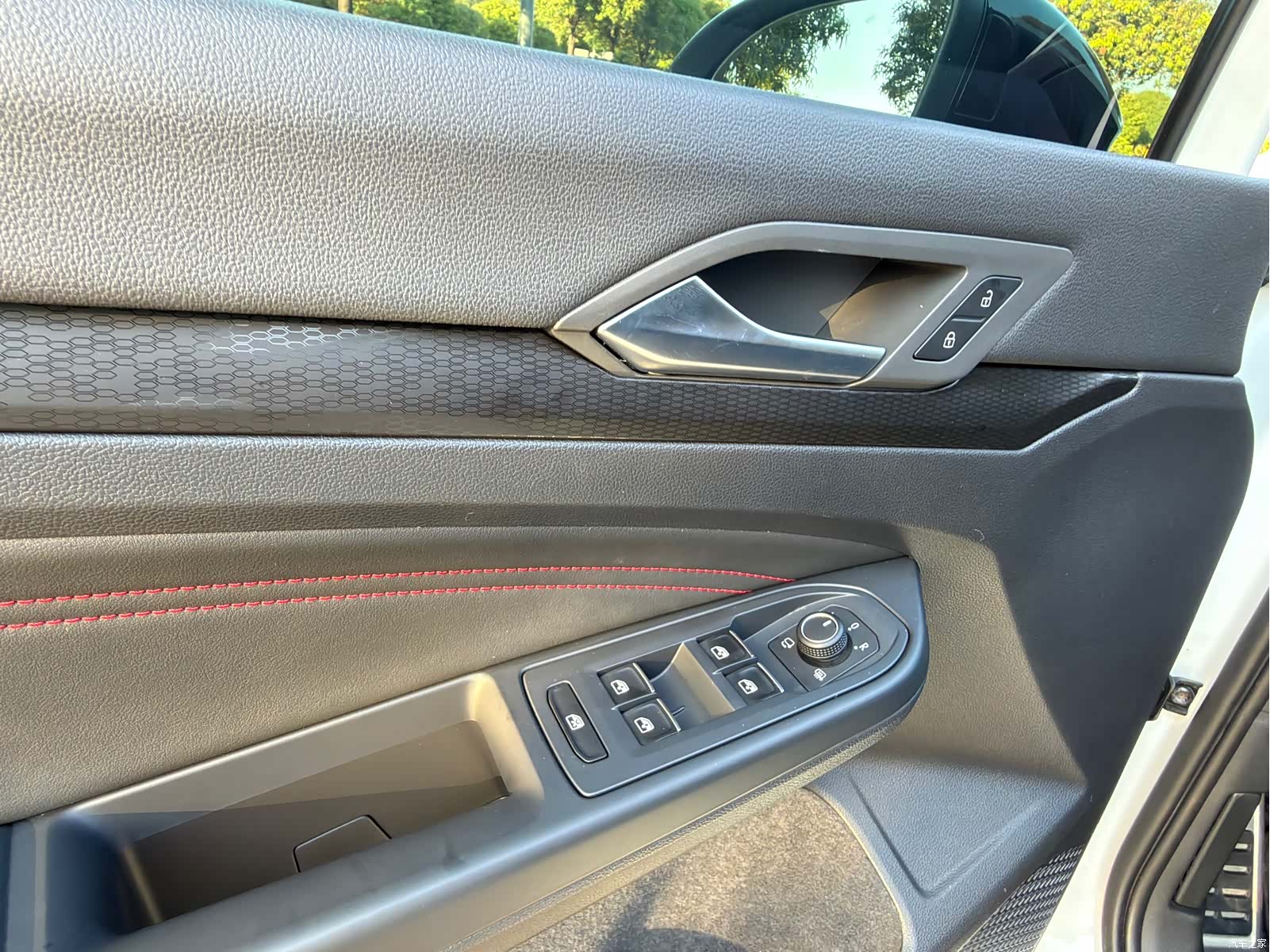 Volkswagen Golf, 2023 9