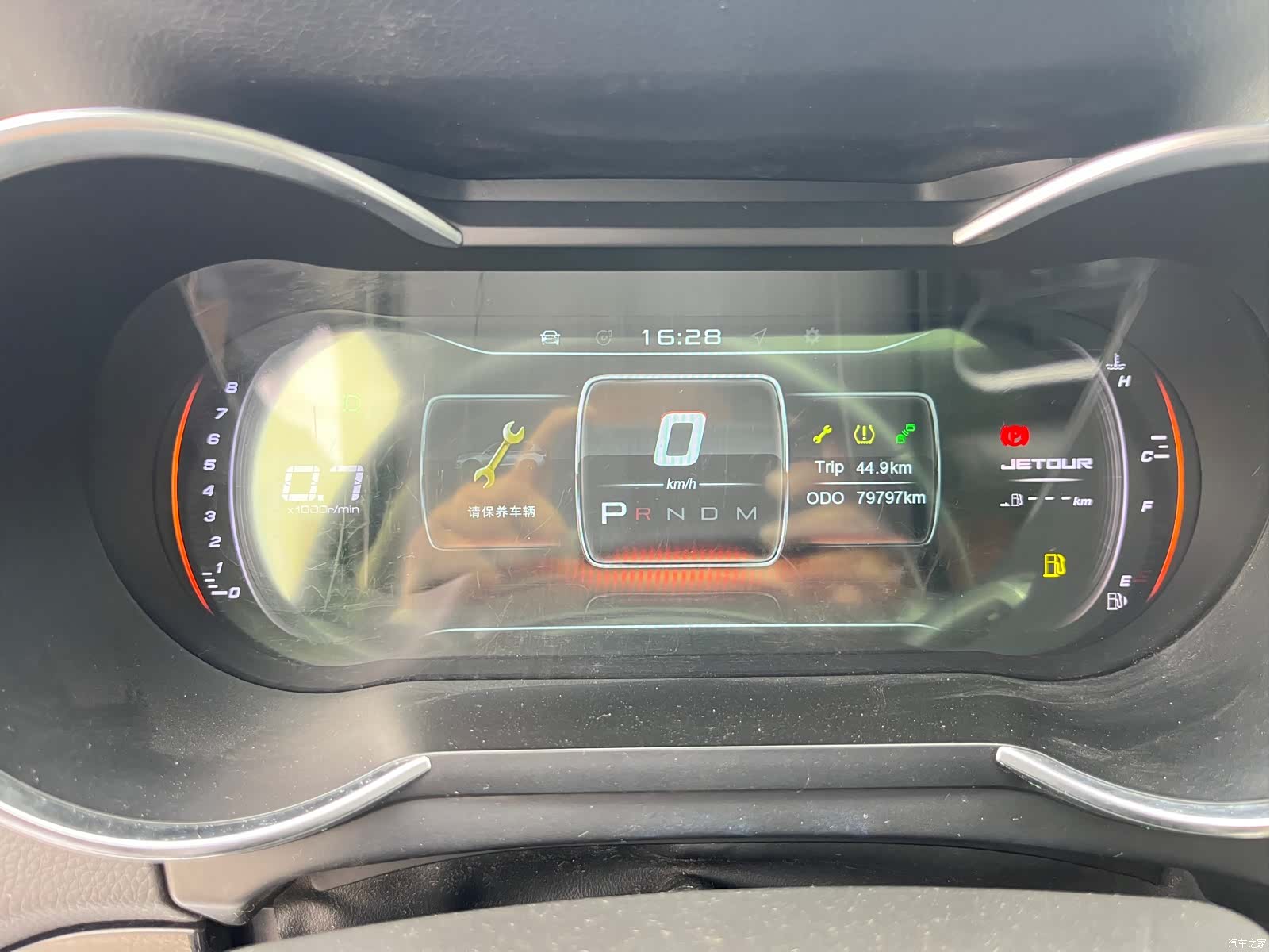 Jetour X70, 2018 17