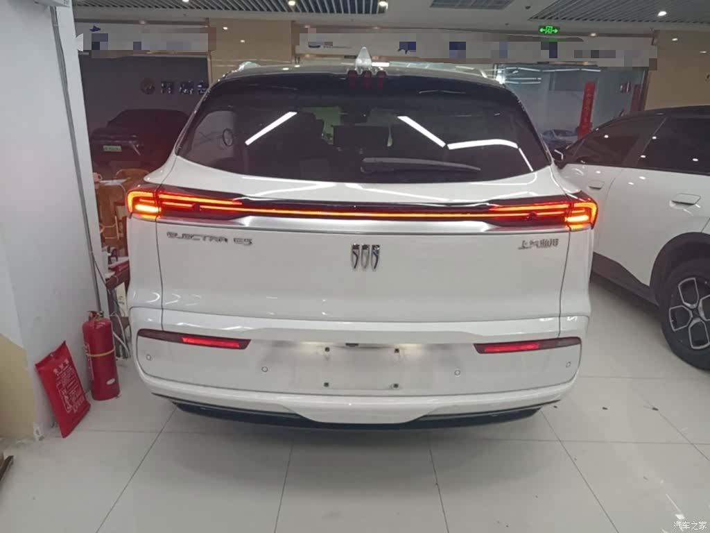 Buick E5, 2025 6