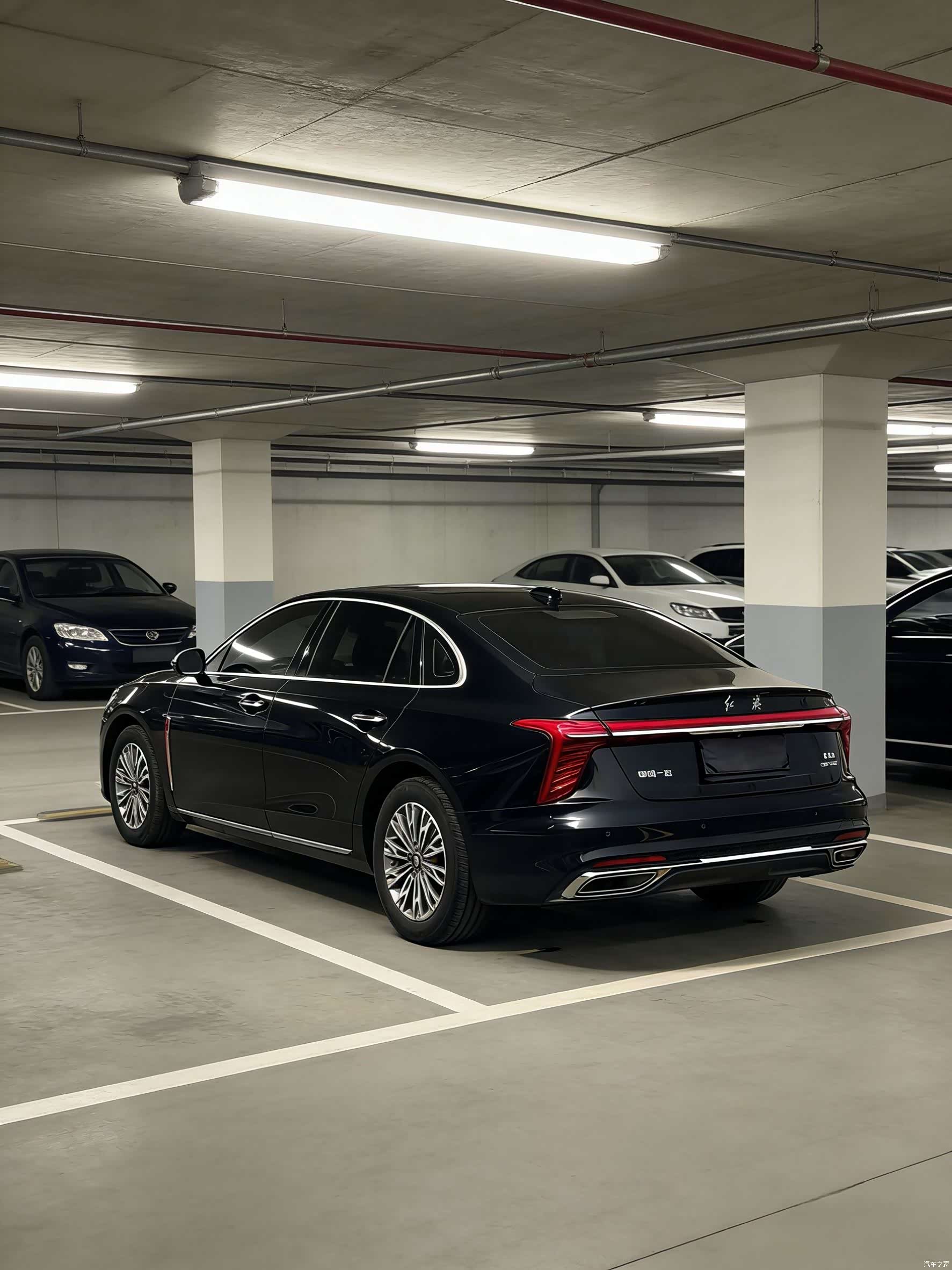 Hongqi H5, 2023 6