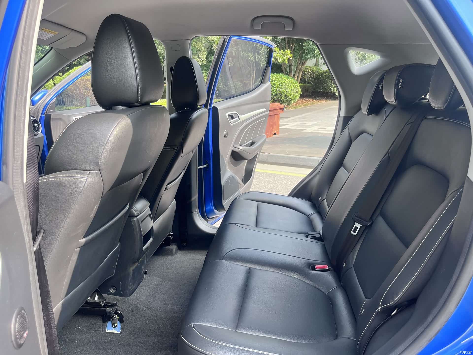 MG ZS, 2018 14