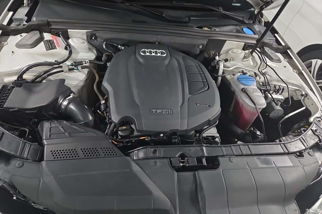 Audi A4L, 2014 10