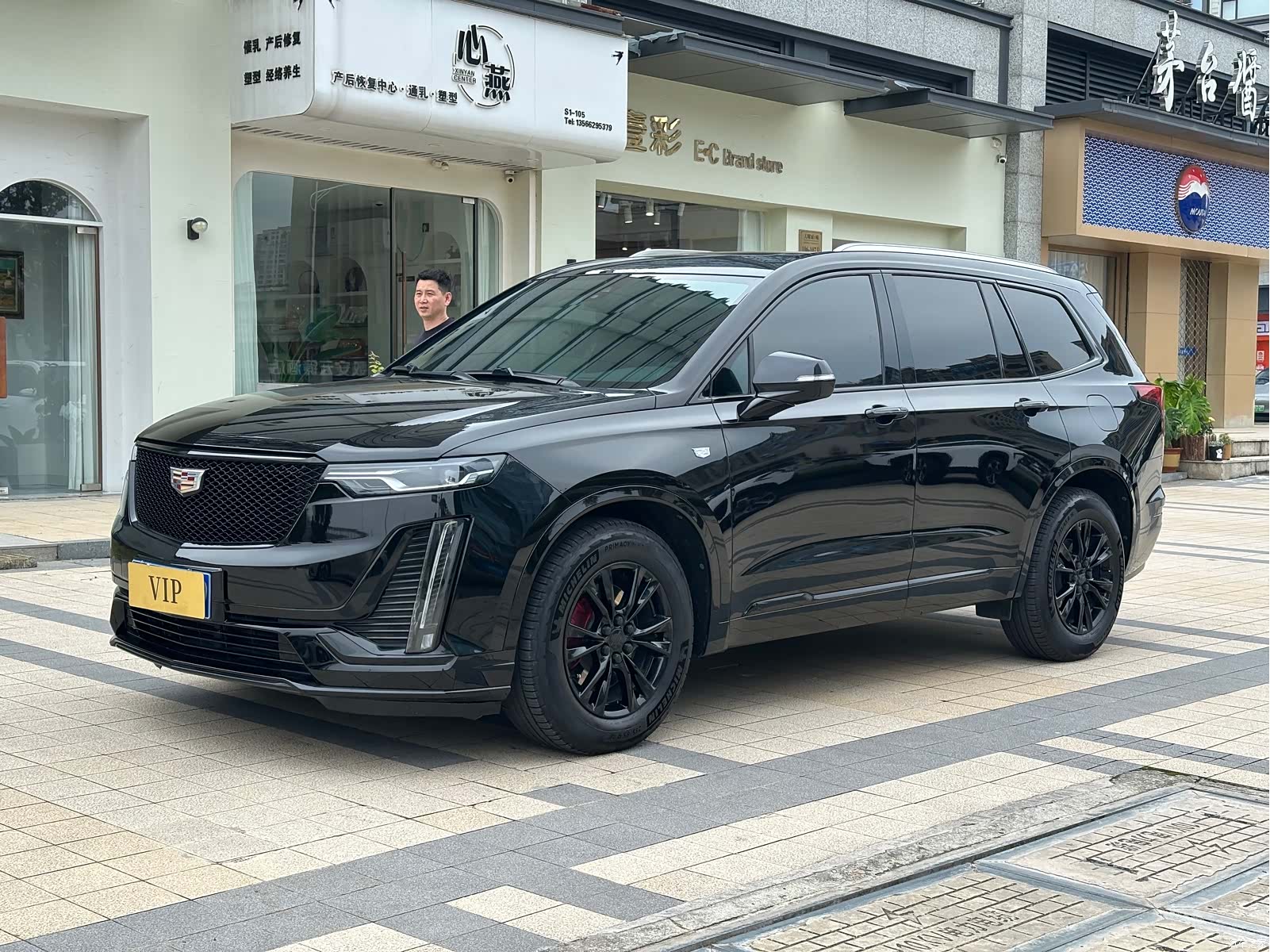 Cadillac XT6