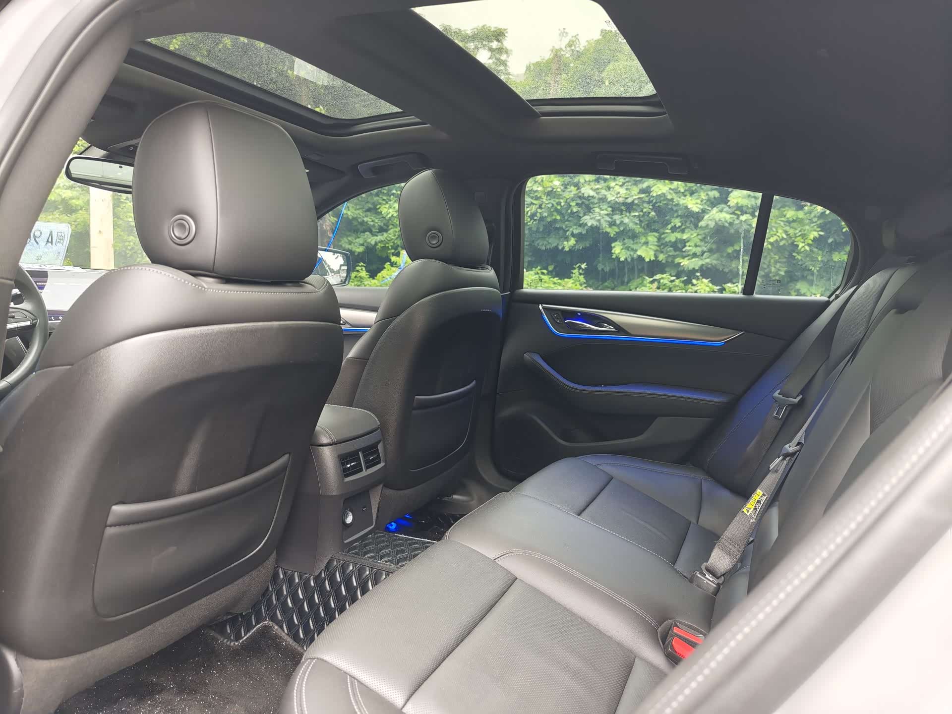Cadillac CT5, 2022 10
