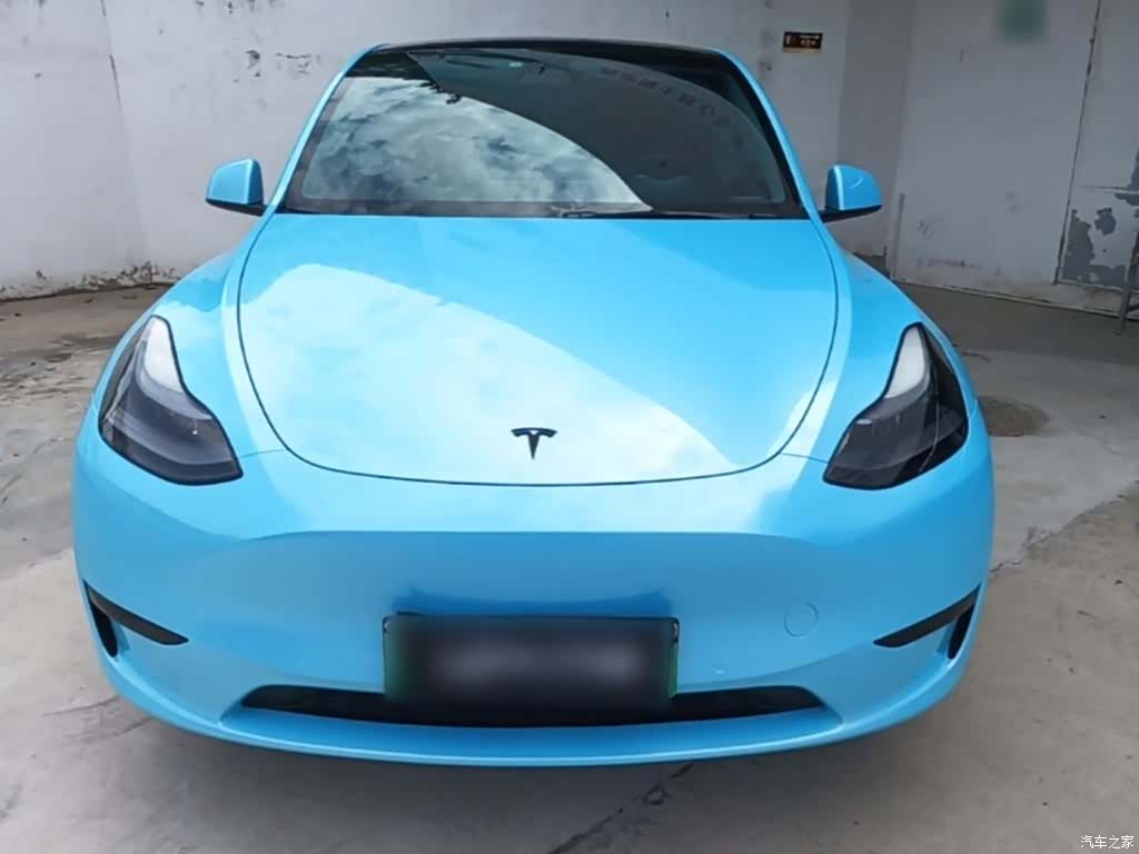 Tesla Model Y, 2022 3